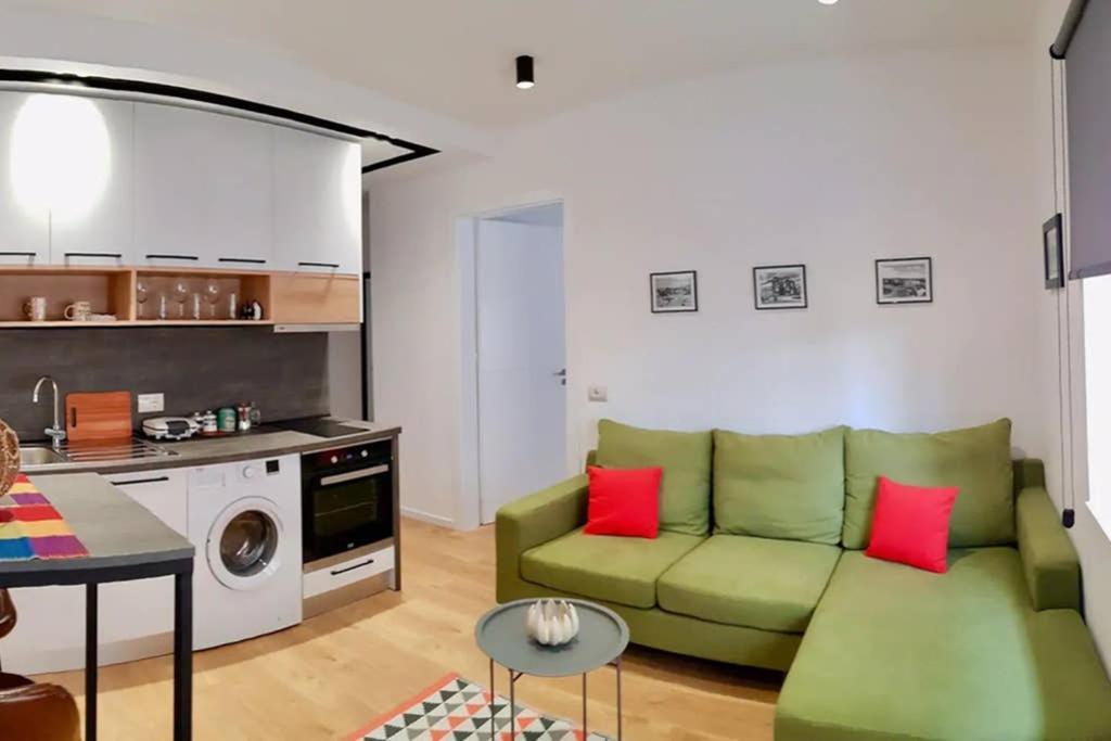 Lina -Tia Lovely New Bazaar Apartment Tiran Dış mekan fotoğraf